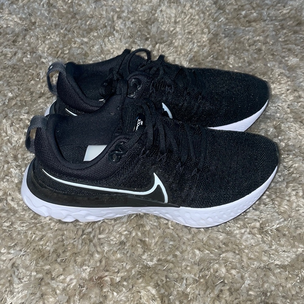 Nike React Flyknit 2